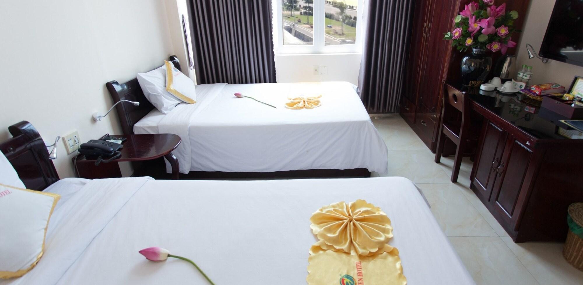 Hong Phuc Hotel Quy Nhon Bagian luar foto