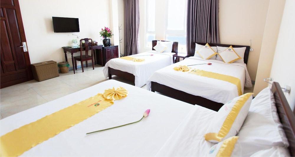 Hong Phuc Hotel Quy Nhon Bagian luar foto